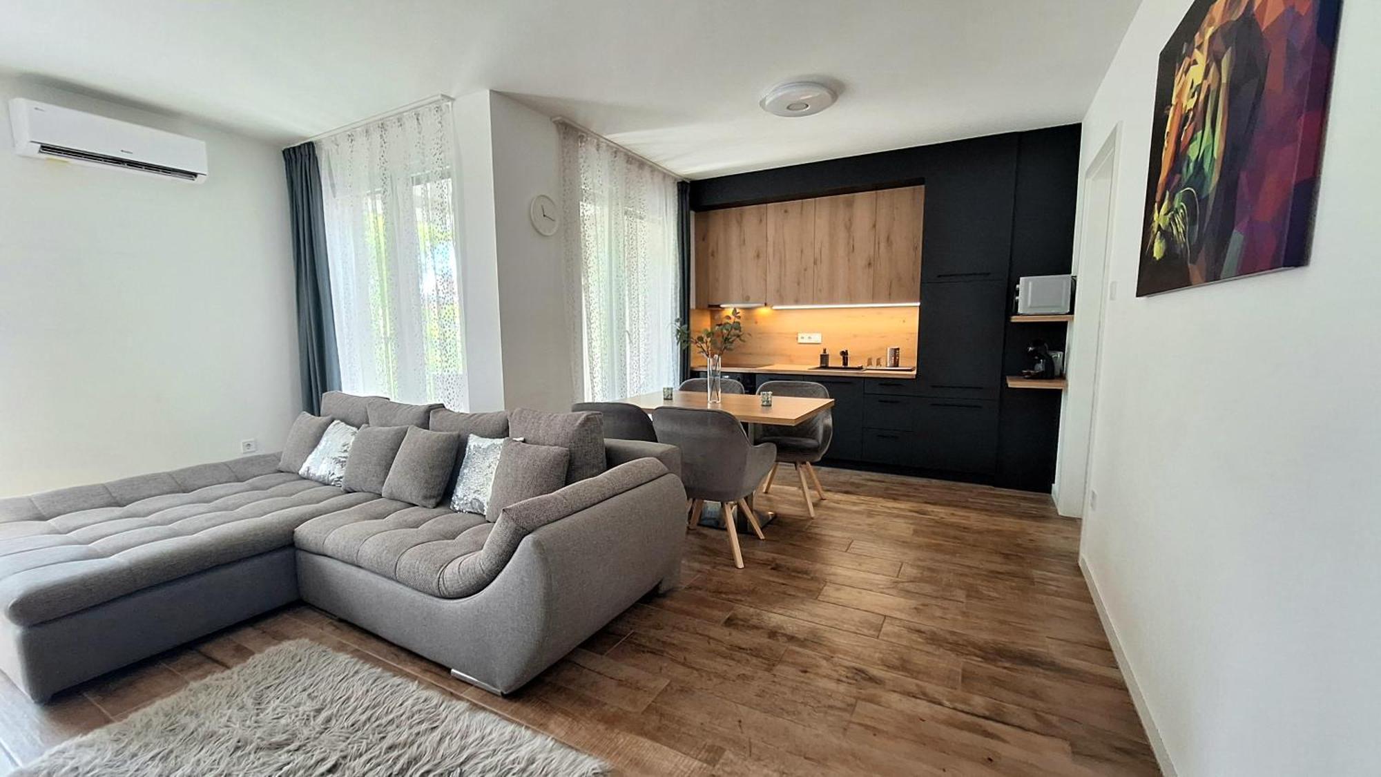 Starlight Silver Szeged - Exclusive Exterior photo